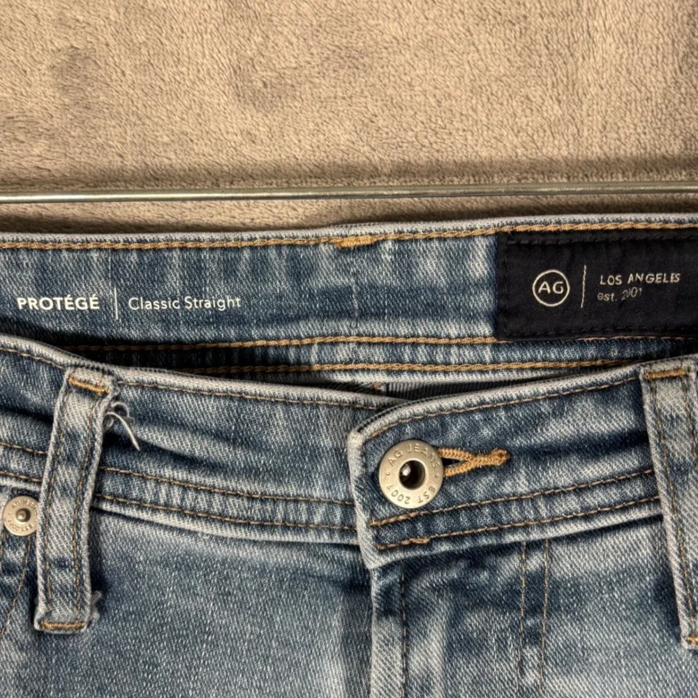 AG Adriano Goldschmied Protege Classic Straight Light Wash Jeans 30x34 1049SNC